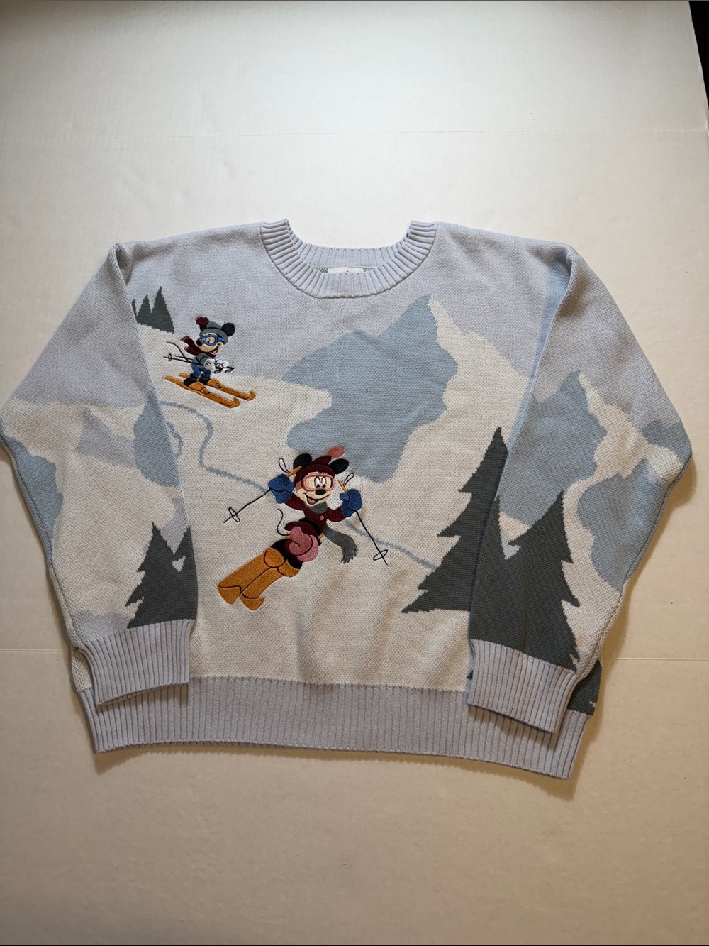 Disney Parks 2023 Christmas Holiday Winter Mickey & Friends Sweater Embroidered
